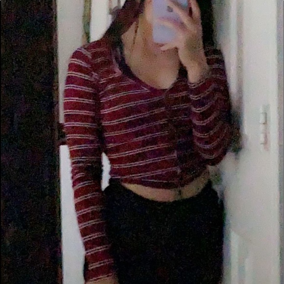 maroon and white striped crop top from Forever 21 - Picture 4 of 4